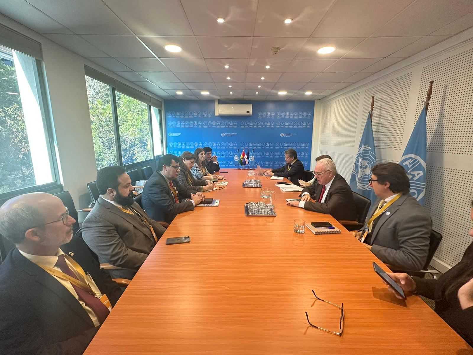 Presidente Luis Redondo participa en reunión con subdirector de la FAO